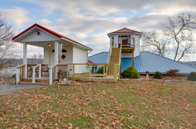 Waterfront Retreat w/ Dock on Turtle Creek Bay!
