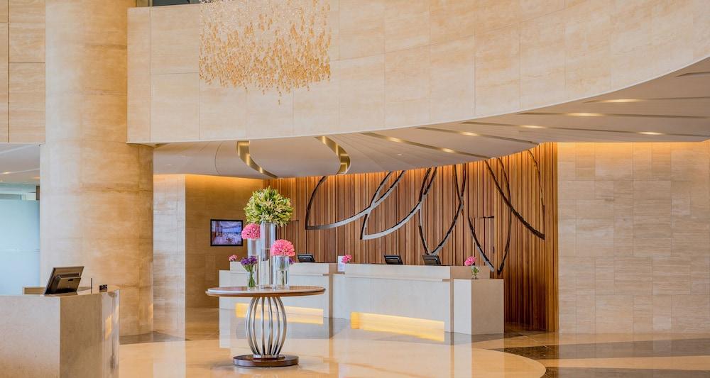 لوت هوتل يانجون