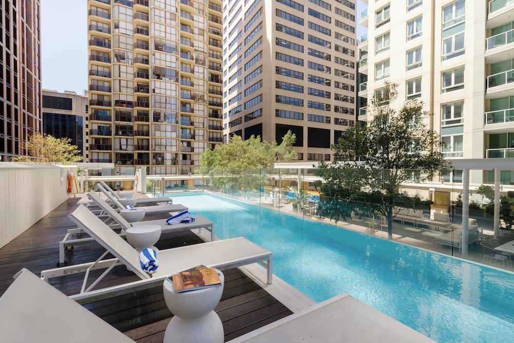 كيمبتون مارجوت سيدني باي آيتش جي