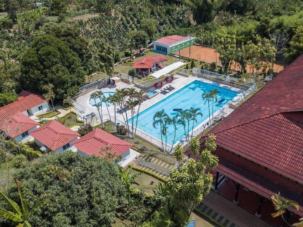 فينكا هوتل سانتاليخا