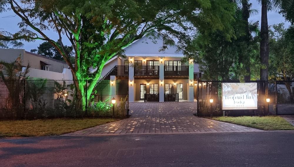 ليبارد تري لودج