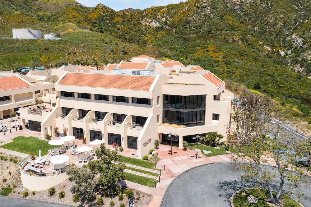 فيلا جرازياديو آت بيبيردين يونيفيرسيتي