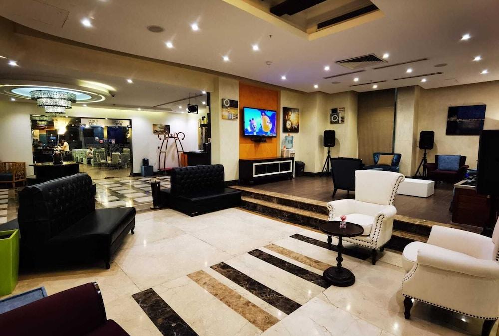 كونتينينت ريزيدنس