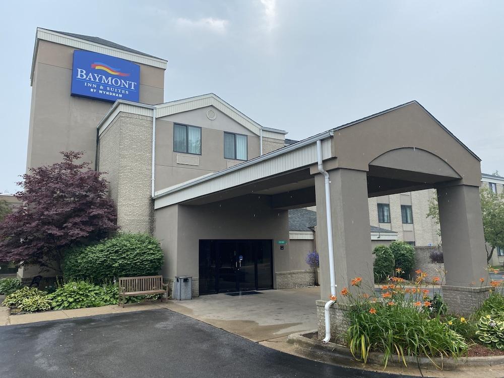 Baymont by Wyndham Flat Rock