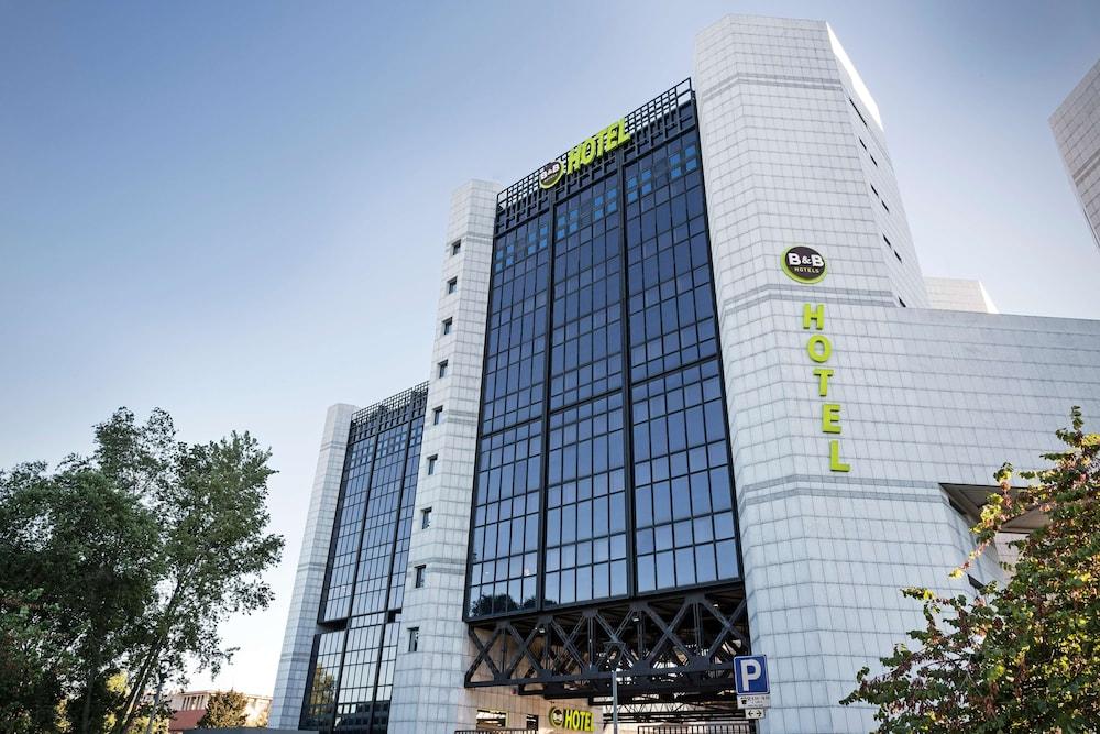 بي آند بي هوتل ميلانو سينيسيو جاريبالدي