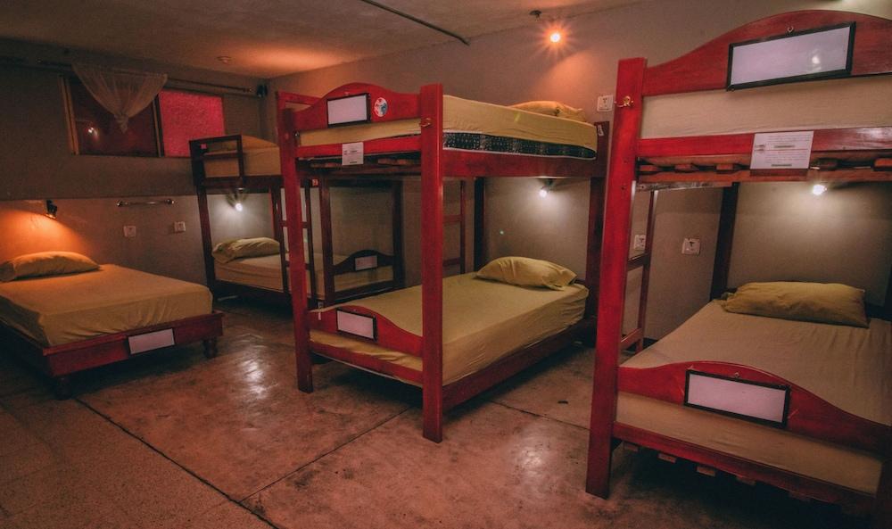 هوستل نوكاباتشا