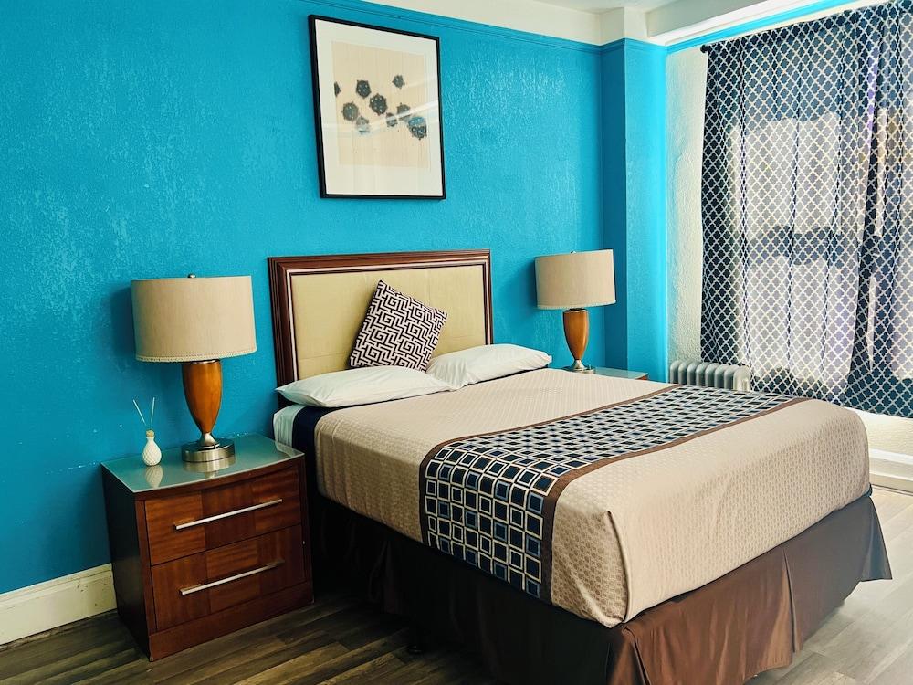 أدميرال هوتل