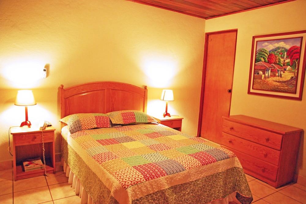 هوتل لا بوسادا دو دون بانتاليون