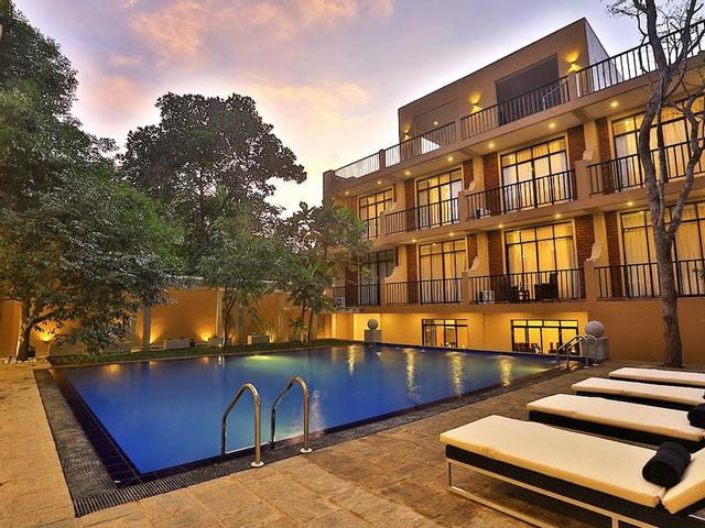 ليليز ريزورت