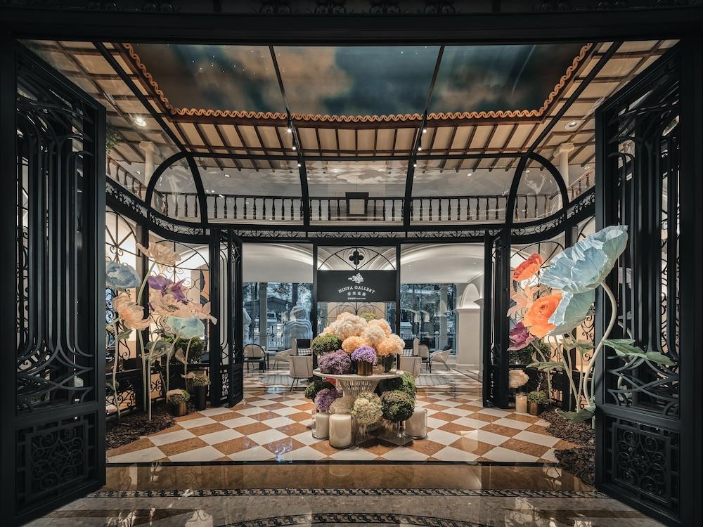 Hotel Indigo Shenzhen Overseas Chinese Town by IHG