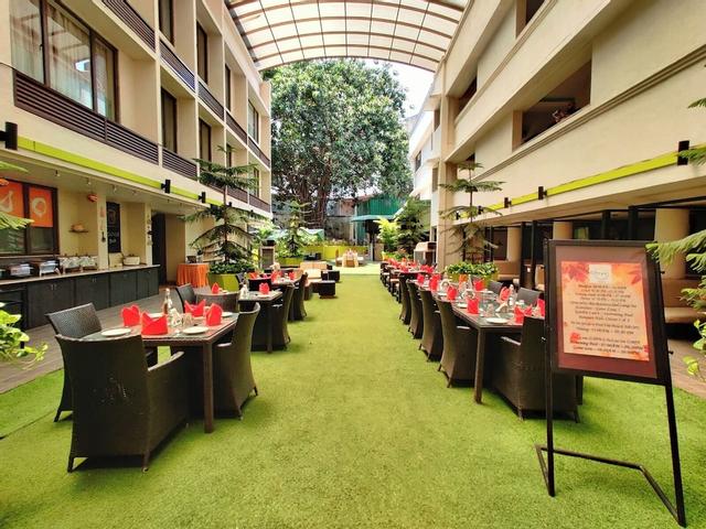 Citrus Hotel Lonavala
