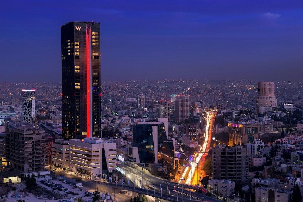 دبليو عمّان