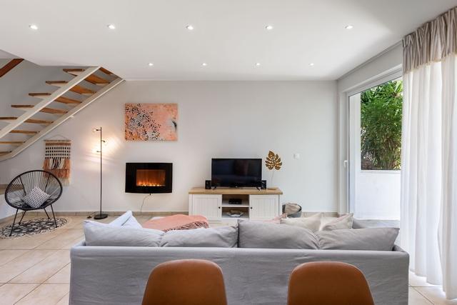 سيكريت أكتيس باي بلو باين