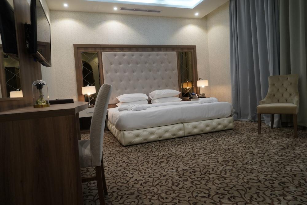 فندق ذا جلورياس