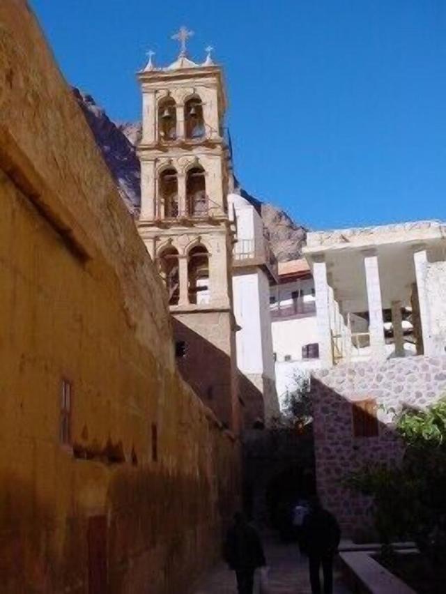 قرية دانيلا سان كاثرين