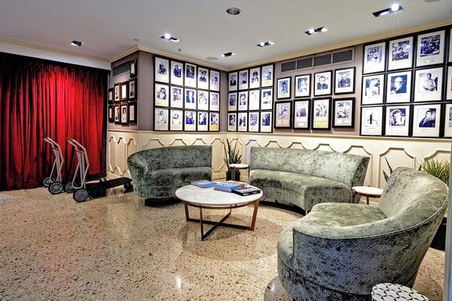 ذا هوليوود فرانكلين هوتل نير يونيفيرسال ستوديوز