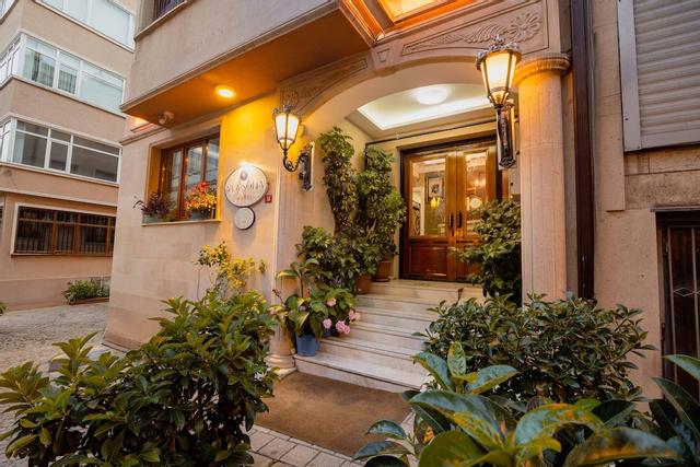 ألا صوفيا هوتل