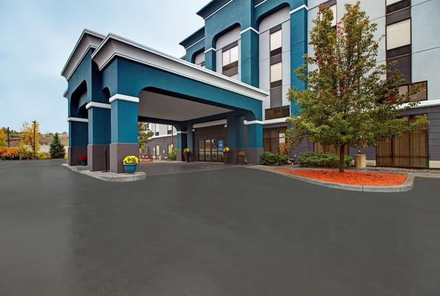 Hampton Inn & Suites Syracuse Dewitt
