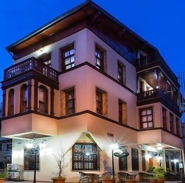Yalı Hotel