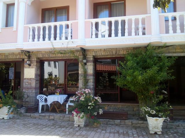 Lacin Apart Otel