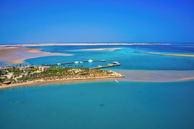منتجع بالم رويال سوما باي