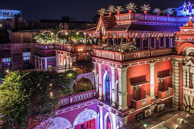 ذا هاوس أوف إم جي