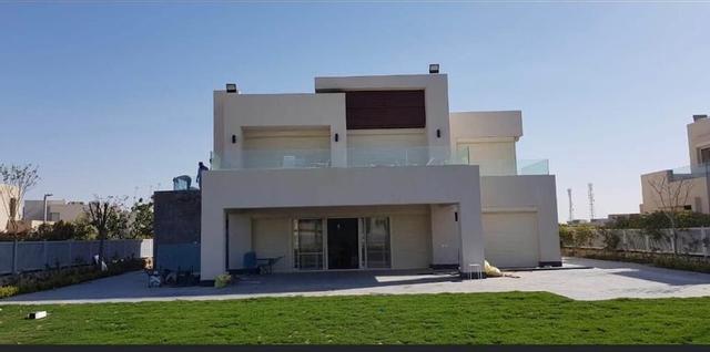 فيلا تقف وحدها بإطلالة على البحر في هاسييندا باي