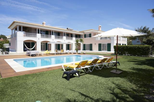 فيلا سانتا تيريزينيا