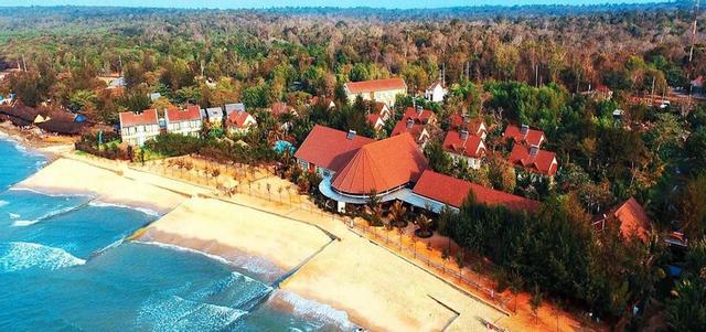 Huong Phong Ho Coc Beach Resort