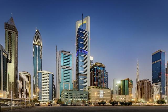 أجنحة ستاي بريدج سويتس مركز دبي التجاري، آن آي آيتش جي هوتل