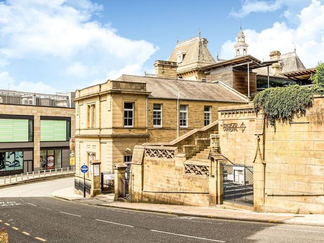 Alluring Home in Bradford near University of Bradford