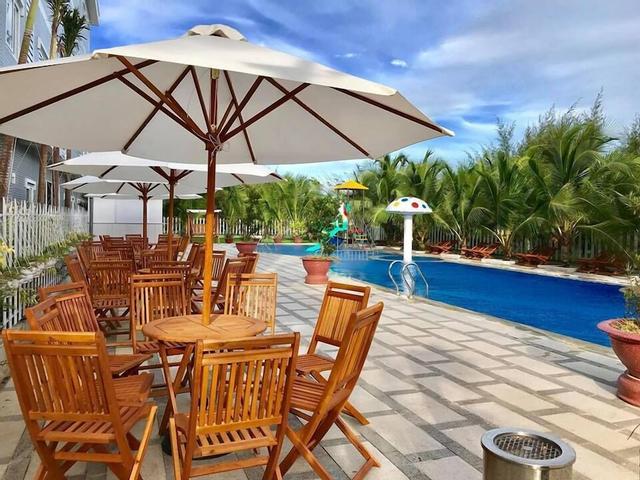 Oceanward Hotels & Resorts