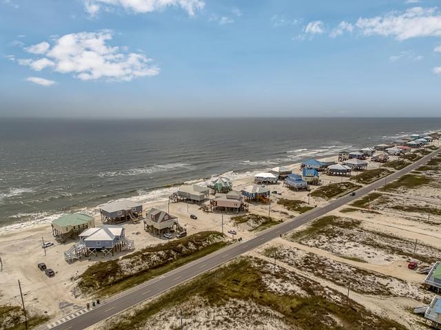 Wave Louder - 105 Spanish Ct