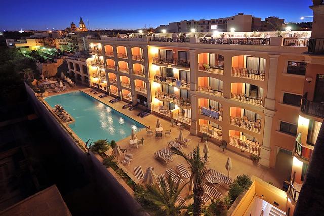 جراند Hotel Gozo