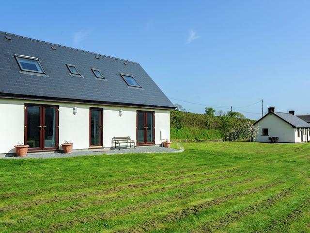 Beautiful Holiday Home Furnished Calmly and Situated in a Relaxing Environment