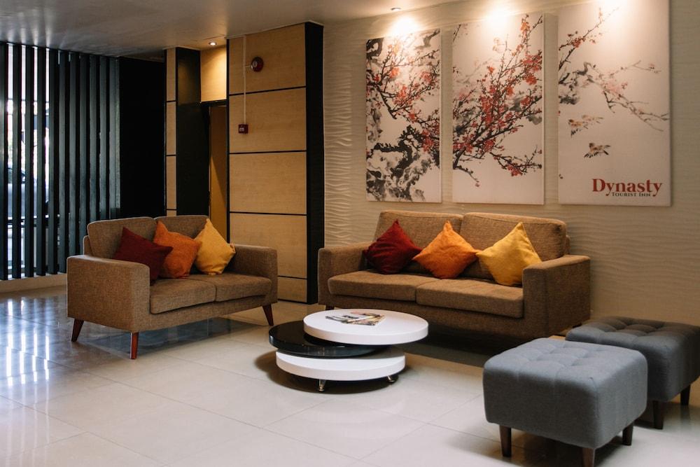 Dynasty Tourist Inn