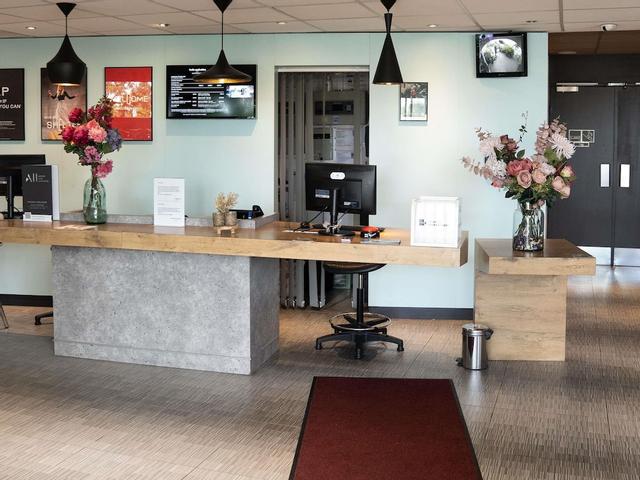 إيبيس سانت- دينيس ستيد كويست