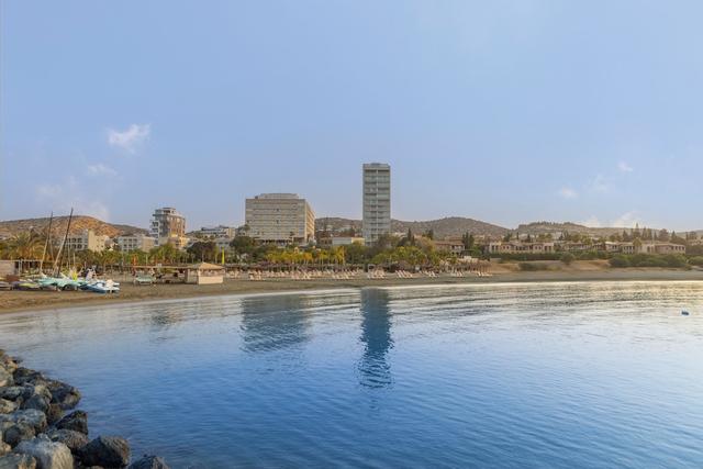 سانت رافائيل ريزورت