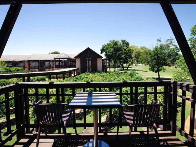 نوفوتيل سوان فالي فاينز ريزورت