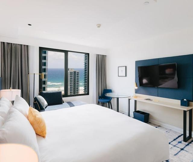 فوكو جولد كوست باي آيتش جي