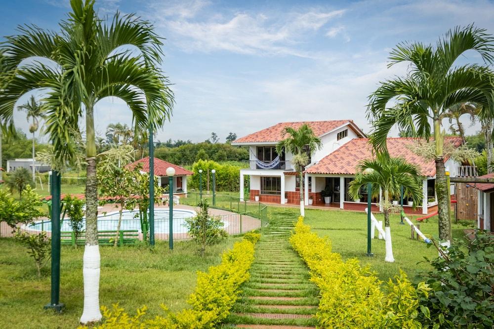 هوتل تشاليت لا سوفيا باي ماجوفا