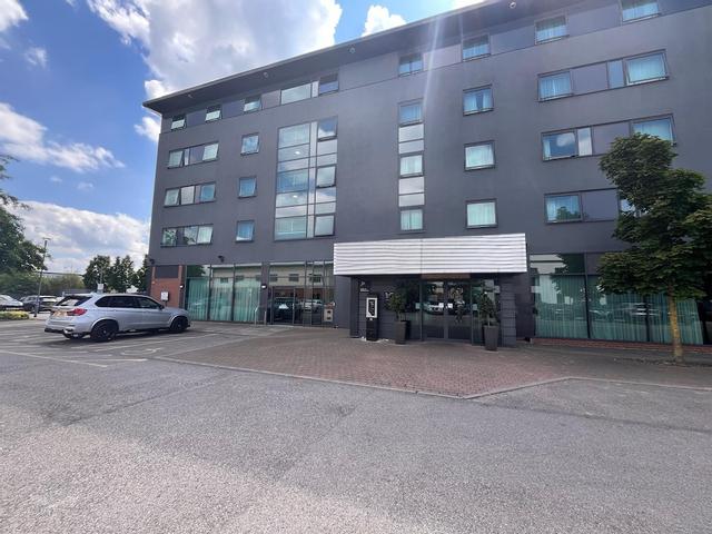 بي آند بي هوتل ديربي