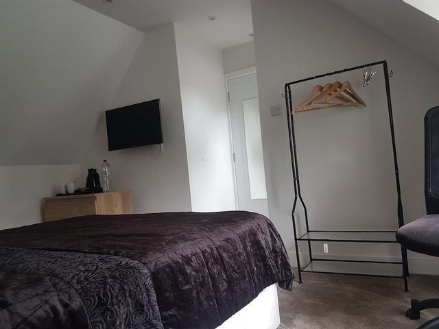 آبل تري بليس بد آند بريكفاست