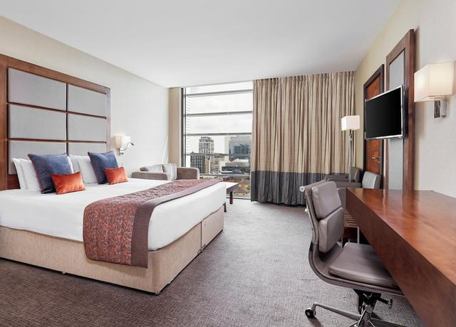 Leonardo Royal London Tower Bridge